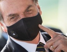 Bolsonaro nunca llegó a ser amonestado por no usar el cubrebocas en público. EFE/J. Alves