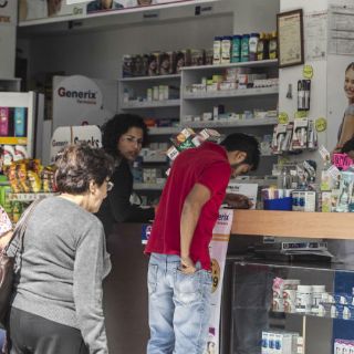 Hacienda dejará de recaudar 259 mil MDP sin IVA en alimento y medicina