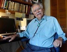 Anaya escribió varias novelas, incluyendo una serie de misterio con el detective mexico-estadounidense Sonny Baca. AP / ARCHIVO