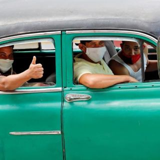 Cuba retoma el turismo internacional tras declarar controlado el virus