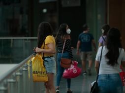 El repunte en contagios y los subsecuentes fallecimientos se debe a la disminución en el aislamiento. EL INFORMADOR/F. Atilano