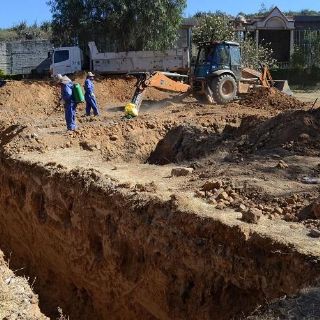 Habilitan más tumbas en Bolivia tras quejas por muertos acumulados en casas