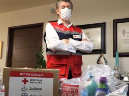 Cloro, desinfectante, jabones, franela y cubrebocas integran las raciones llevadas casa por casa. EL INFORMADOR