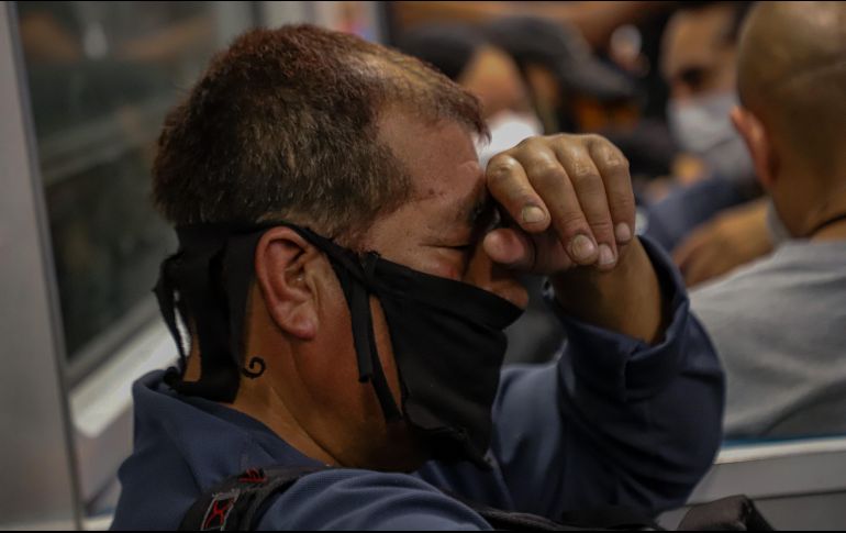 Muchos pacientes de COVID-19 no fueron diagnosticados y murieron en su casa o incluso en el transporte público, explica el subsecretario de Salud. Xinhua/Str