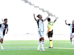 Ronaldo marcó el tercer gol del partido en un magnífico tiro libre. EFE / A. Di Marco