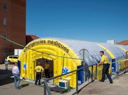 El Sistema de Emergencias Médicas (SEM) de la Generalitat de Cataluña instaló un nuevo hospital de campaña ante los nuevos brotes de coronavirus surgidos en los últimos días en Lérida. EFE/ Ramón Gabriel