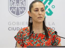 Fotografía cedida por el Gobierno de la Ciudad de México que muestra a la jefa de Gobierno capitalino, Claudia Sheinbaum, durante una rueda de prensa. EFE/ESPECIAL