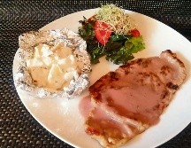 Diezmillo. La salsa de vino tinto le otorga un sabor espectacular. ESPECIAL