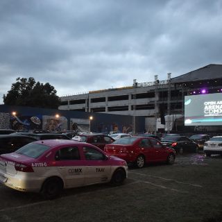 Autocinema reabre los espectáculos en Ciudad de México