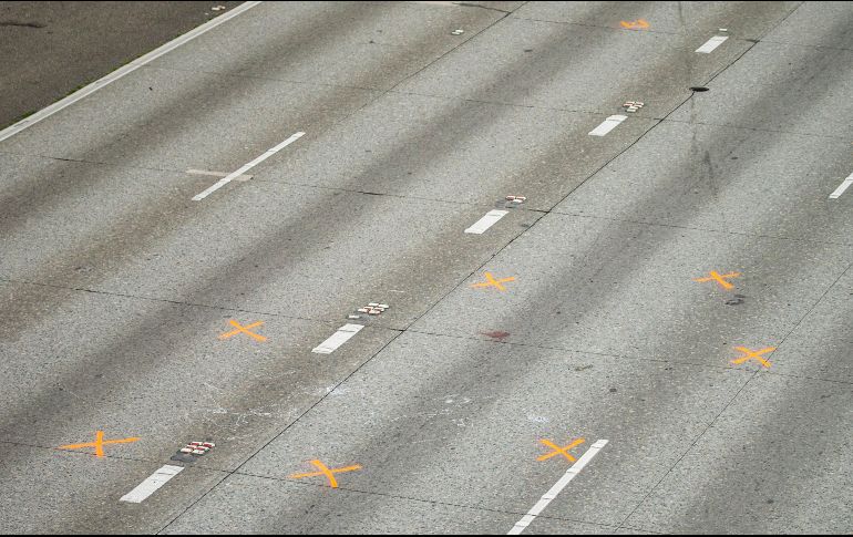Marcas en una calle señalan el sitio del atropellamiento en Seattle. AP/The Seattle Times/B. Hansen