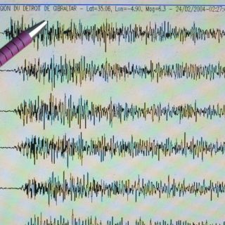 Registran sismo de 6.6 grados frente a la costa de Indonesia