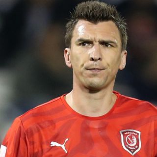 Mario Mandzukic rescinde el contrato con el Al-Duhail