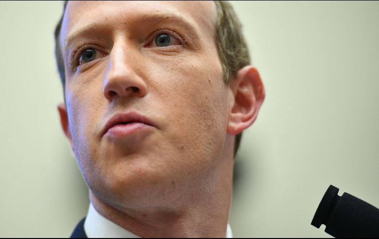 Zuckerberg celebrará una reunión virtual con los organizadores de la campaña #StopHateForProfit, que ha provocado que más de 900 anunciantes hicieran una pausa en sus campañas en Facebook. AFP/M. Ngan