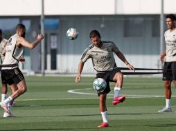 Eden Hazard completó una parte del entrenamiento de este martes con el grupo en el regreso del Real Madrid al trabajo en su ciudad deportiva. TWITTER / @realmadridnote