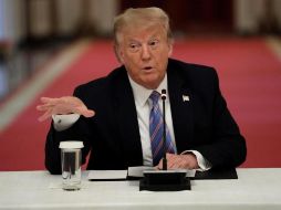 Donald Trump Trump encabezó un encuentro con autoridades de distintos niveles, representantes del sector educativo, padres de familia y estudiantes. EFE/Y. Gripas
