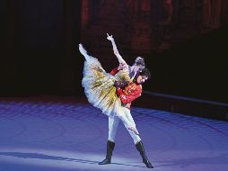 ENGLISH NATIONAL BALLET. La rumana Alina Cojocaru y el tapatío Isaac Hernández protagonizan esta obra. CORTESÍA