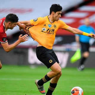 A Raúl Jiménez se le moja la pólvora contra el Sheffield