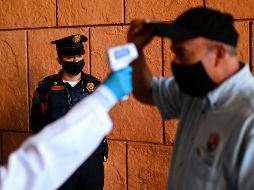 Los pacientes considerados como enfermos activos aumentaron en mil 334 casos para totalizar 27 mil. AFP/P. Pardo