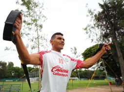 Gilberto Sepúlveda niega tener presión por ser el defensa titular en Chivas. TWITTER / @Chivas