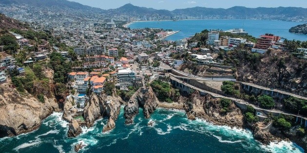 Turismo internacional cae 74.3% en Mayo