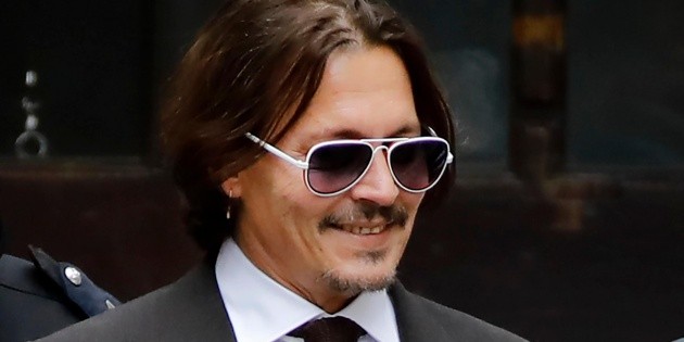 Johnny Depp dice excrementos en la cama acabaron con su matrimonio