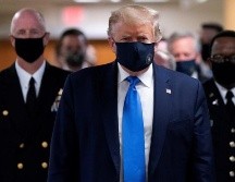 Informes de prensa señalan que los asesores prácticamente le rogaron a Trump que ceda y use un tapabocas en público. EFE/C. Kleponis