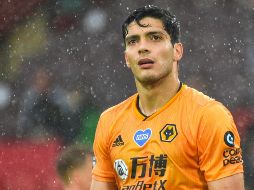 Si Wolverhampton no consigue meterse a la Champions, algunas estrellas podrían decidir irse del Molineux Stadium, entre ellos el mexicano. EFE / ARCHIVO