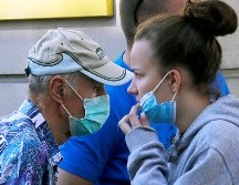 A nivel mundial, el COVID-19 ha causado más de 568 mil muertos y casi 13 millones de contagios. EFE / A. Bat