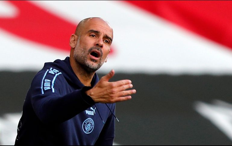 ''Esto muestra que lo que la gente dice del club no es verdad'', señaló el técnico catalán en rueda de prensa previa al partido contra el Bournemouth. AFP / ARCHIVO