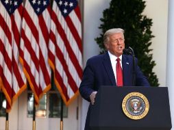 El presidente de Estados Unidos, Donald Trump, habla durante una rueda de prensa en la Casa Blanca este martes. EFE/T. Katopodis