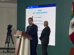 El gobernador de Guanajuato participó en la mañana que se realizó en las instalaciones de la 12 Región Militar. TWITTER / @diegosinhue