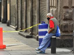 La pandemia por COVID-19 provocó tanto la disminución en el número de ocupados como del ingreso laboral. AFP/ARCHIVO