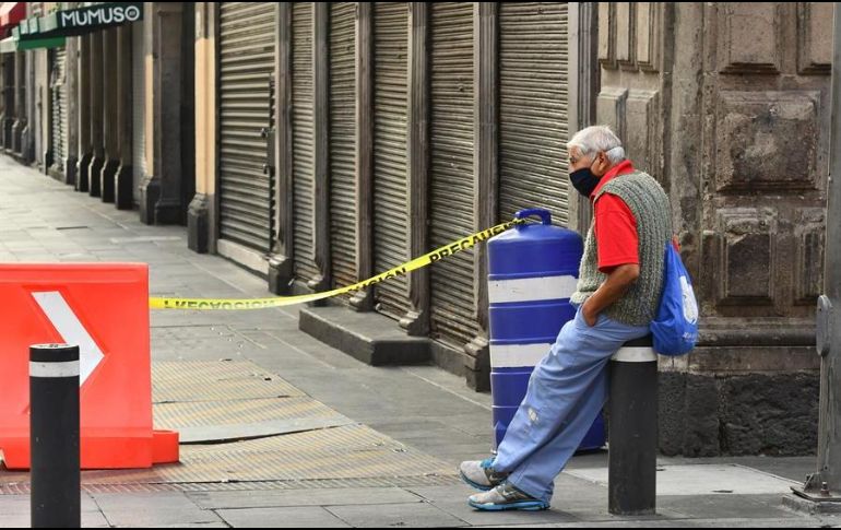 El cierre de negocios por cuarentenas contribuirá a  que el desempleo afecte a 44.1 millones de personas en América Latina.  AFP/ARCHIVO