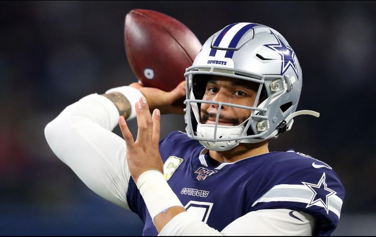 El dueño de Dallas, Jerry Jones ha dicho en repetidas ocasiones que considera a Prescott el quarterback para el futuro del equipo. AFP
