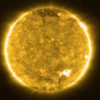Fotos del Sol: así se ven las imágenes más cercanas que se han tomado jamás a la estrella (y las "hogueras" nunca antes vistas que revelan)
