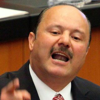 Retrasan audiencia de César Duarte; insiste en salir bajo fianza