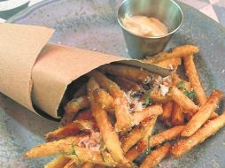 Las papas a la francesa son deliciosas en este lugar. ESPECIAL