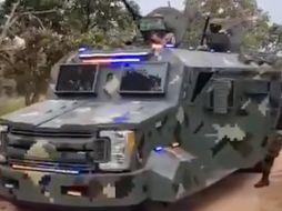 Resaltan que en el video se observan 19 vehículos con características comerciales, de los cuales 12 tienen blindaje artesanal y siete con ajustes para montar armamento. ESPECIAL