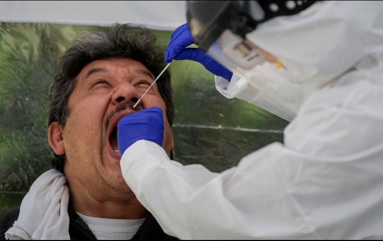 La región más afectada del mundo sigue siendo América, con 7.3 millones. AFP/ARCHIVO