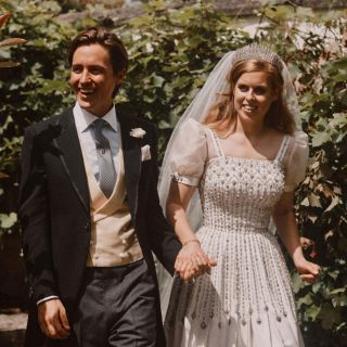 La princesa Beatriz usa un vestido de Isabel II para su boda