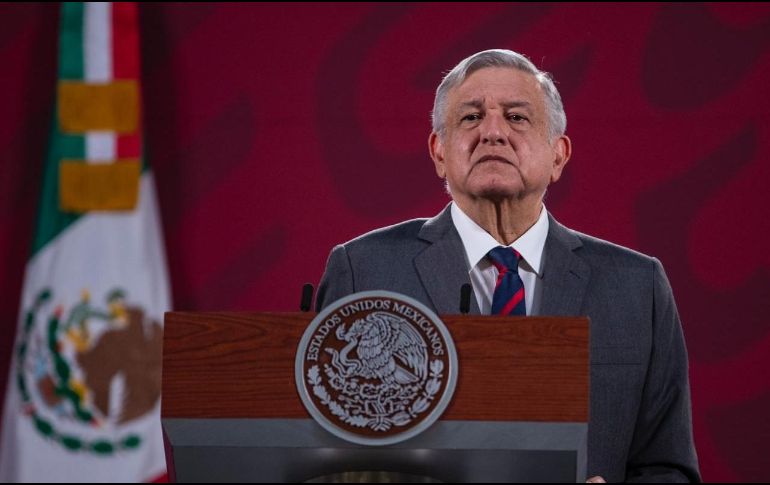 López Obrador criticó que antes los consejeros no actuaban para evitar fraudes, por el contrario, los permitían. SUN / S. Tapia