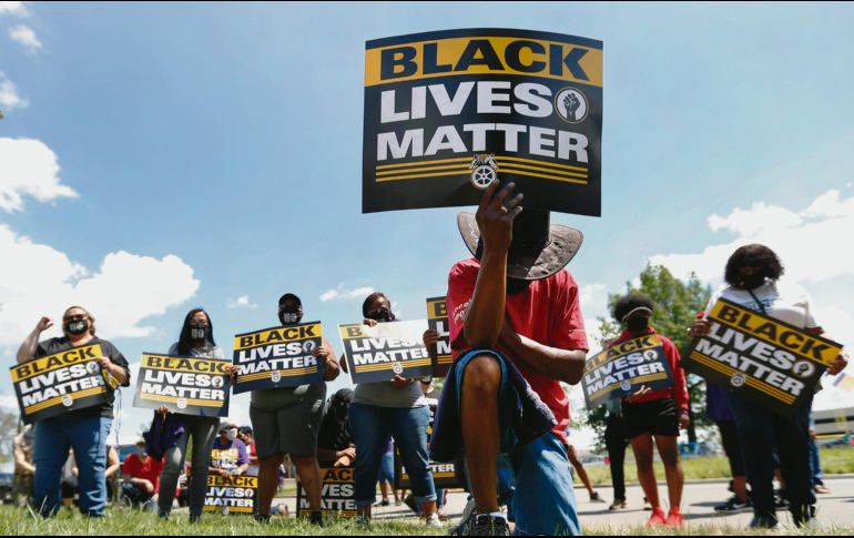“Black Lives Matter”. La comunidad afroamericana encabezó la protesta. AP