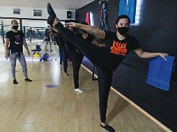 RETORNO. Alumnas de la academia de danza Marlene volvieron a sus clases bajo protocolos de salud.  EL INFORMADOR • A. Camacho