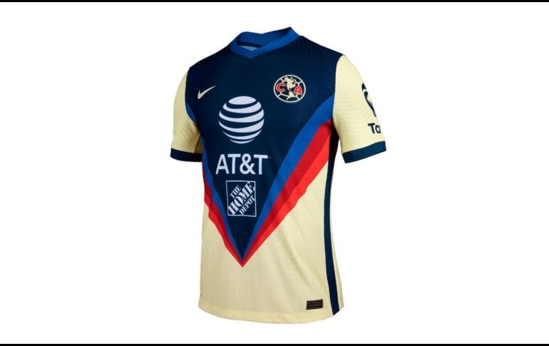 La nueva playera es de color azul y amarillo, con el icónico triángulo invertido en el pecho, cerrado por tres líneas ascendentes de colores azul, rojo y anaranjado, mientras que la cinta de las mangas son azules. ESPECIAL / Club América