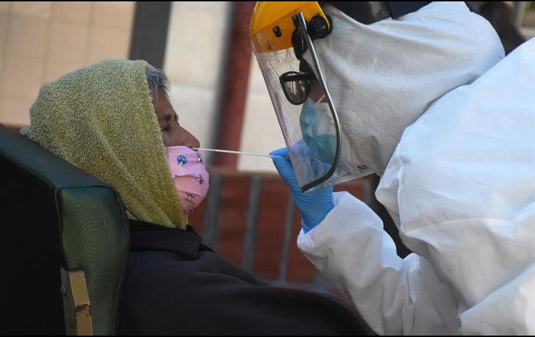 A la fecha, Bolivia, que tiene 11 millones de habitantes, registra más de 60 mil infectados con COVID-19. EFE/J. Ábrego