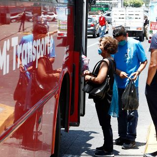 Diputadas del PRI exigen que transporte público regrese a siete pesos