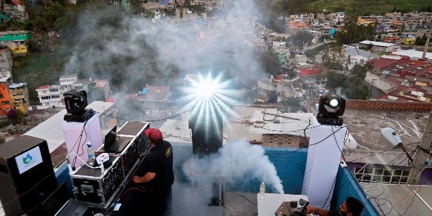 Arman fiesta en azoteas para olvidarse del coronavirus