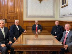 Este miércoles, el Presidente se reunión con autoridades católicas. TWITTER/@lopezobrador_