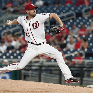 Esta noche se canta ¡play ball!