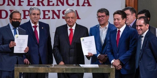 Impulsan subir pensi&oacute;n y bajar semanas cotizadas